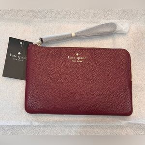 kate spade New York NWT gorgeous deep berry Leila pebbled leather wristlet